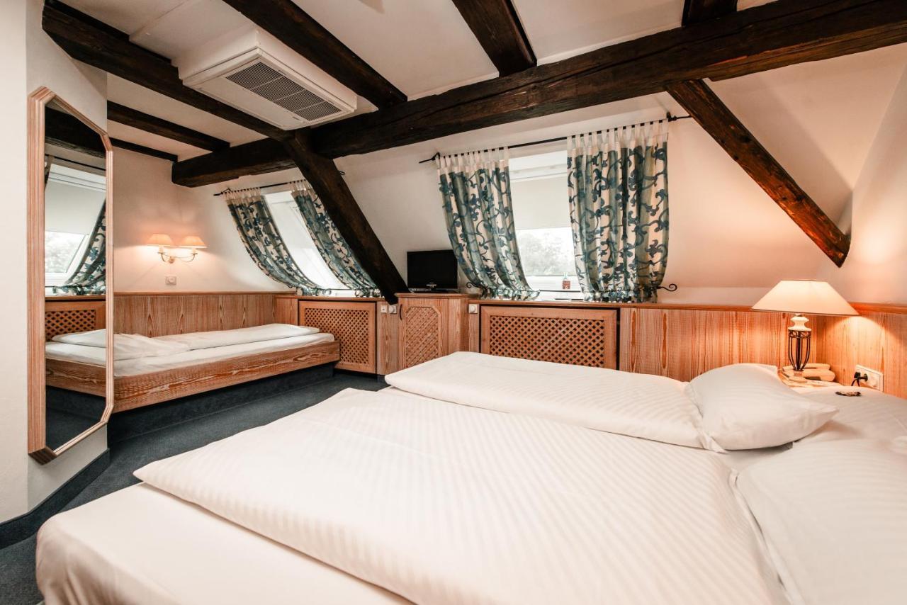 Hotel & Restaurant Ochsen Мерклінген Екстер'єр фото
